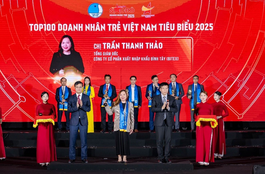 Chân dung nữ lãnh đạo chọn giáo dục là sứ mệnh đời mình