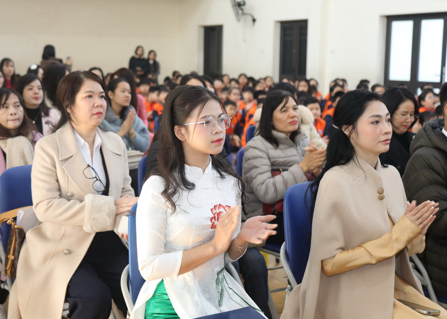 Theo Giáo dục thời đại - Hội thi giáo viên dạy giỏi tiếp tục được ngành giáo dục Hà Nội duy trì, giúp giáo viên thể hiện năng lực chuyên môn, bản lĩnh nghề nghiệp.