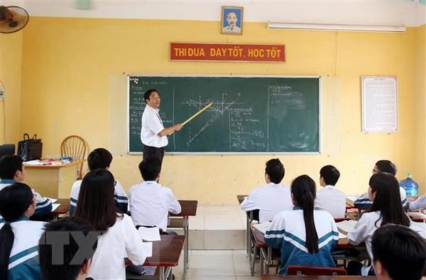 Vụ phụ huynh đánh học sinh trong lớp: Trường học có còn là nơi an toàn?