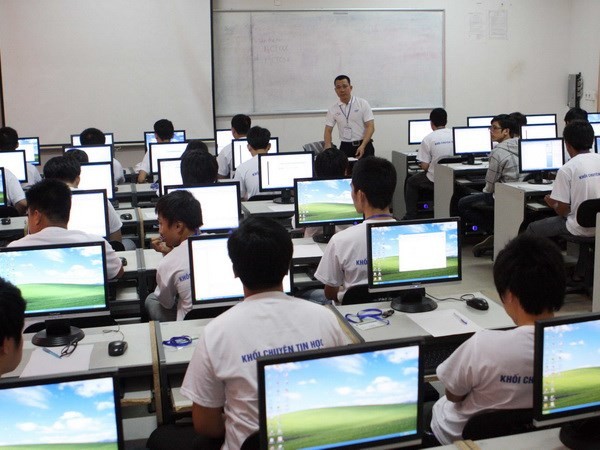Ban hành Thông tư mới về chuẩn hóa giáo viên giáo dục thường xuyên