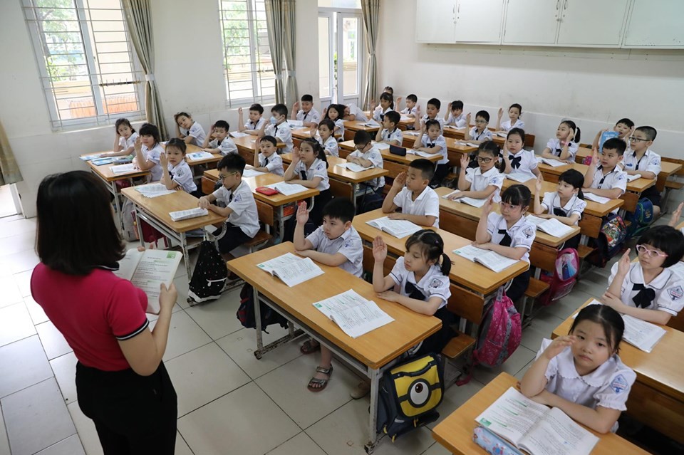 Sắp xếp lại mạng lưới trường học, siết chặt phạm vi sáp nhập ở cấp cơ sở