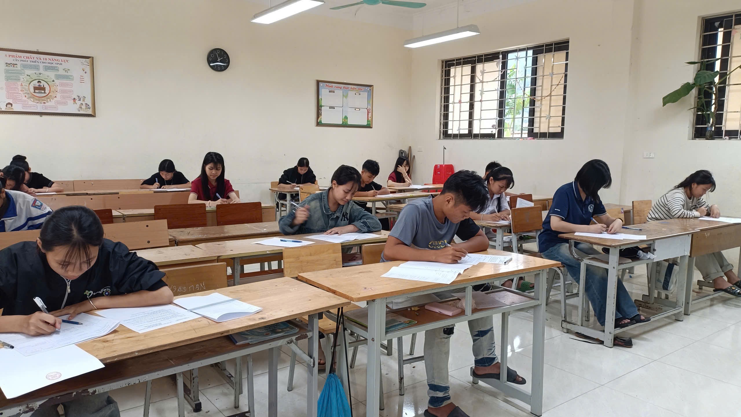 Từ lớp học đến thực tiễn: Mở rộng không gian học tập cho học sinh vùng cao